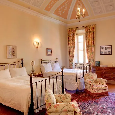 Sleeps 30 Pool Air Con Villa Moltrasio