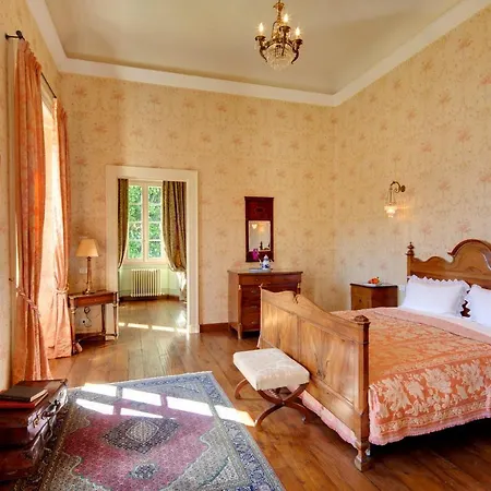 Villa Sleeps 30 Pool Air Con *