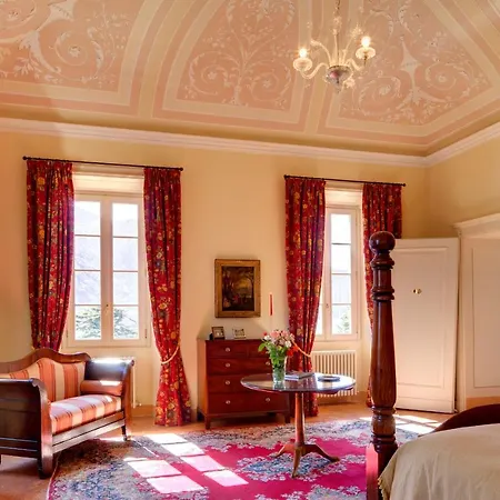 Sleeps 30 Pool Air Con *